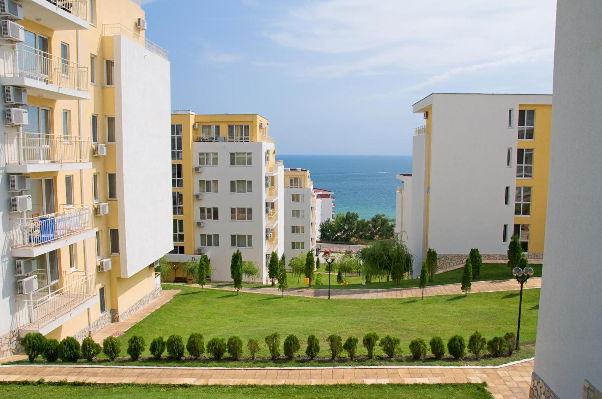 Crown And Imperial Apartments Sweti Wlas Exterior foto