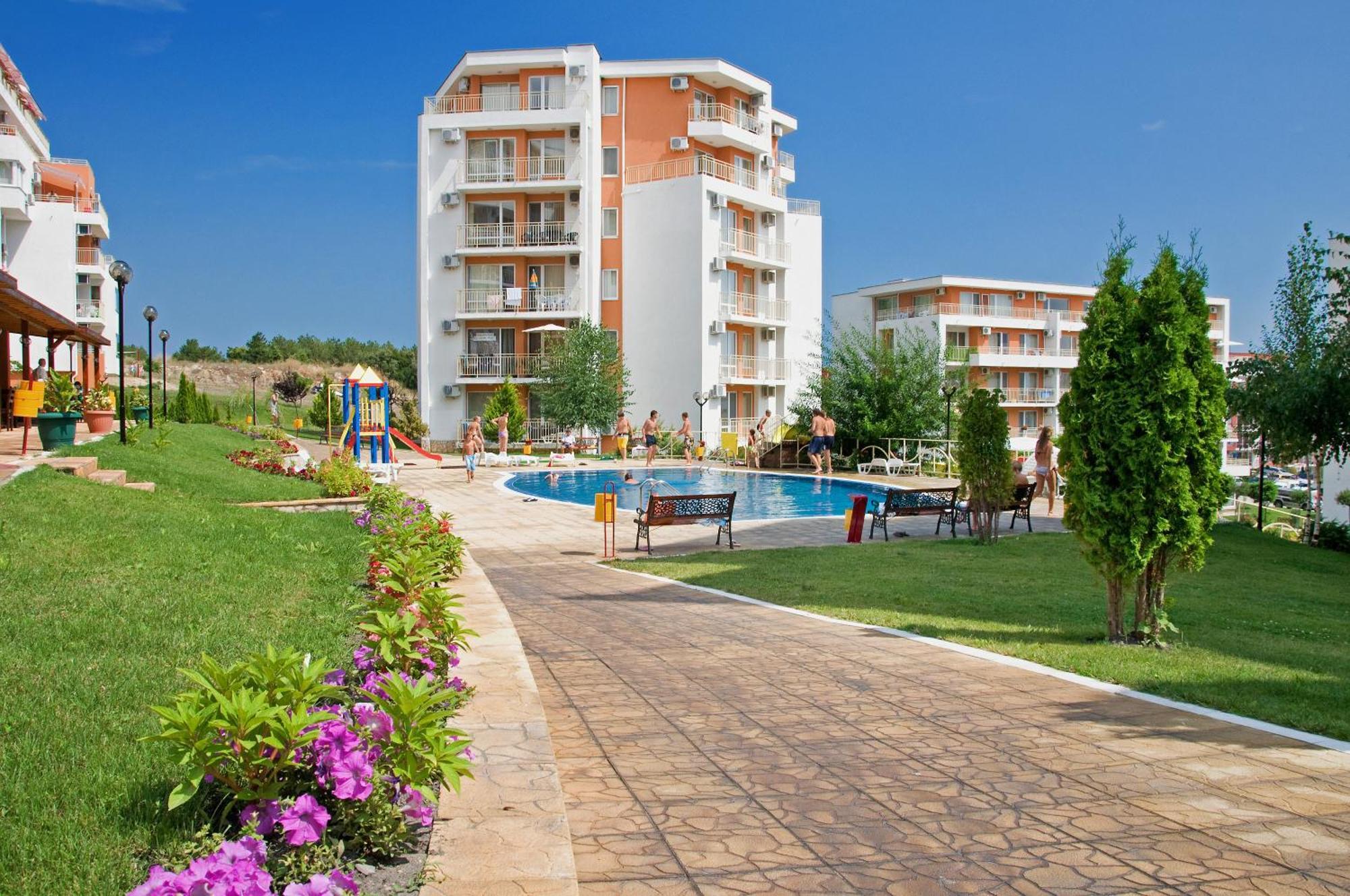 Crown And Imperial Apartments Sweti Wlas Exterior foto
