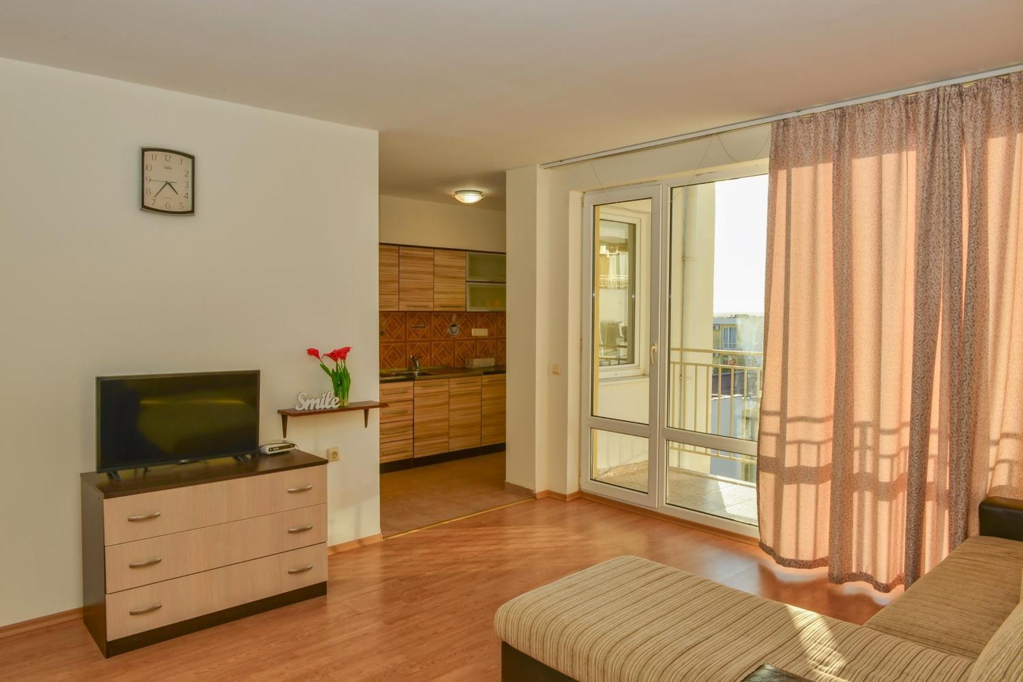 Crown And Imperial Apartments Sweti Wlas Exterior foto