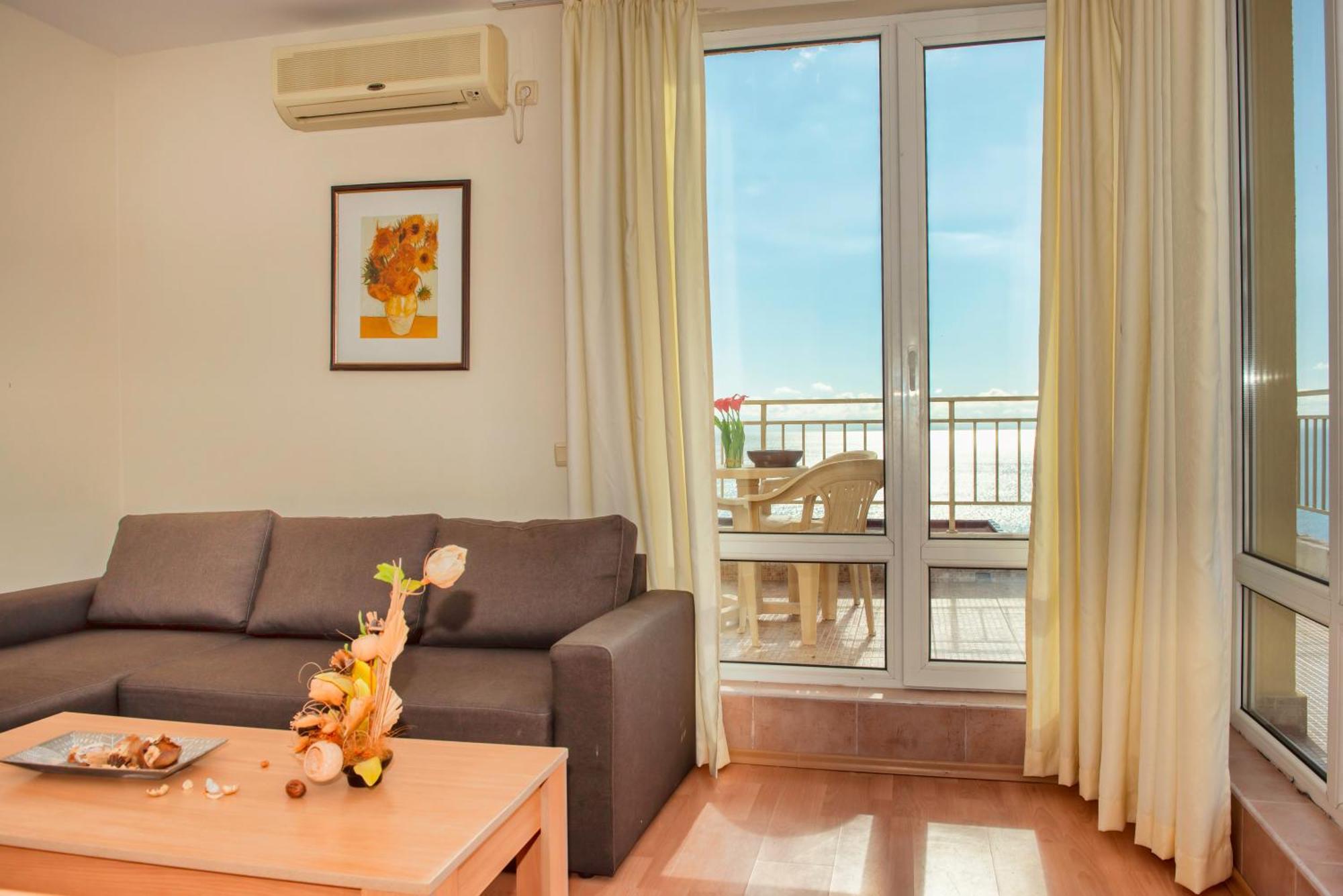 Crown And Imperial Apartments Sweti Wlas Exterior foto