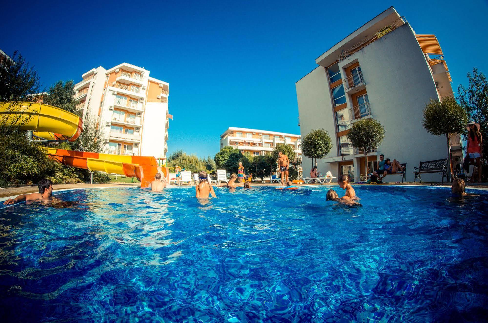 Crown And Imperial Apartments Sweti Wlas Exterior foto