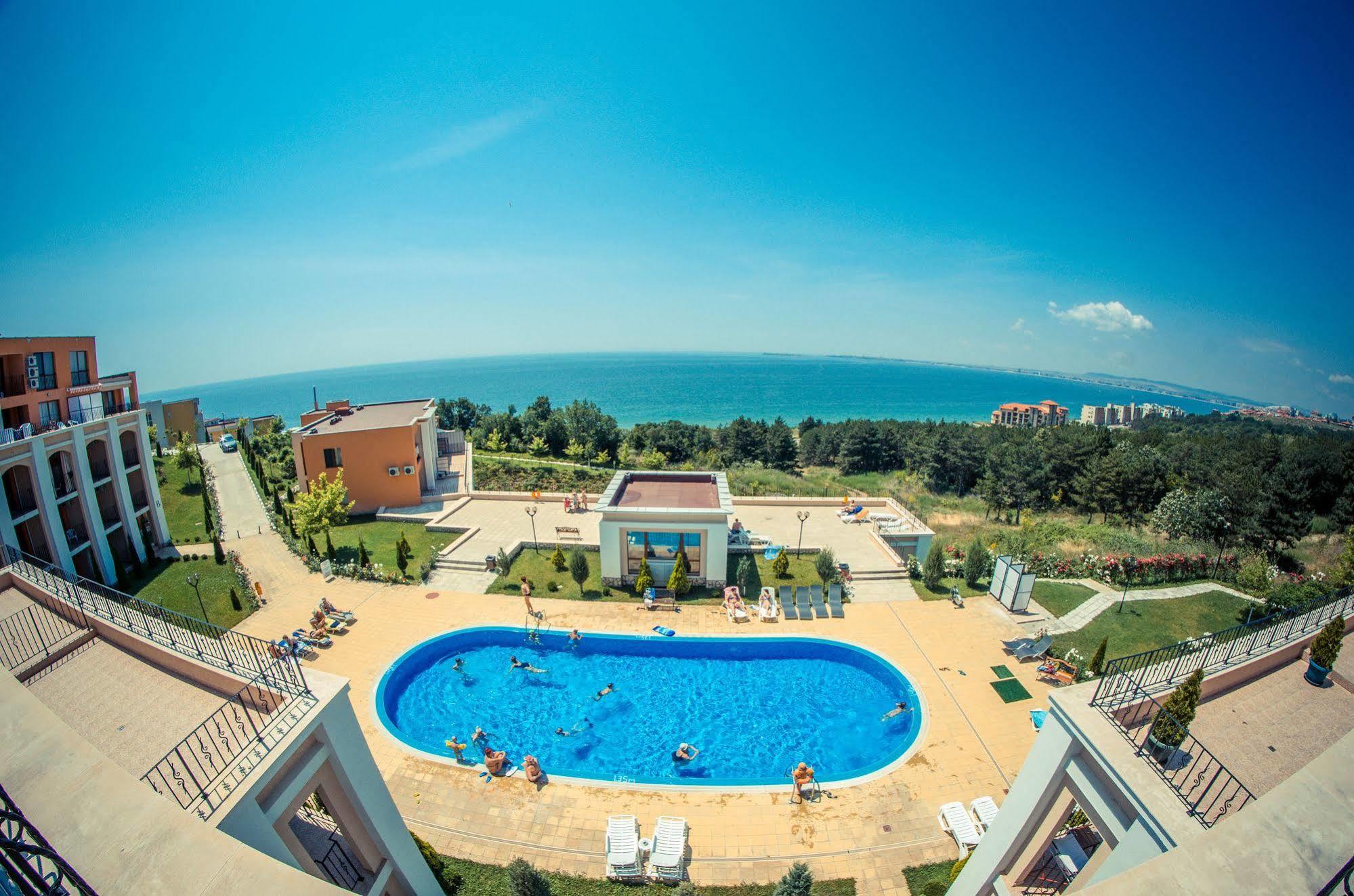 Crown And Imperial Apartments Sweti Wlas Exterior foto